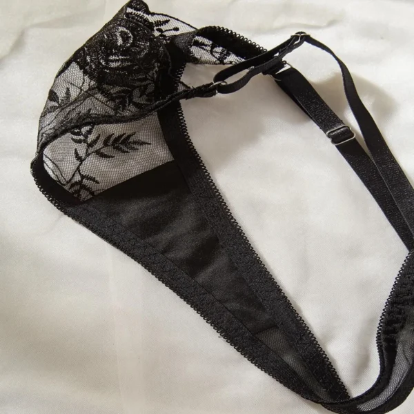 Women's underwear Sexy embroidered lingerie set Lace see-through lingerie Black sexy rose bra t-pants panties set - Image 3